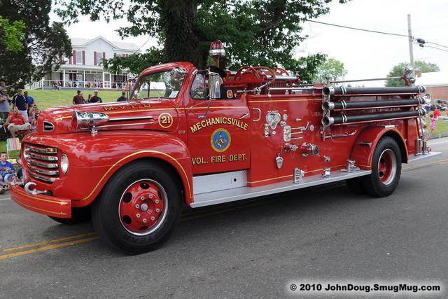 Old Engine 1 at the 63rd Annual SMVFA Parade